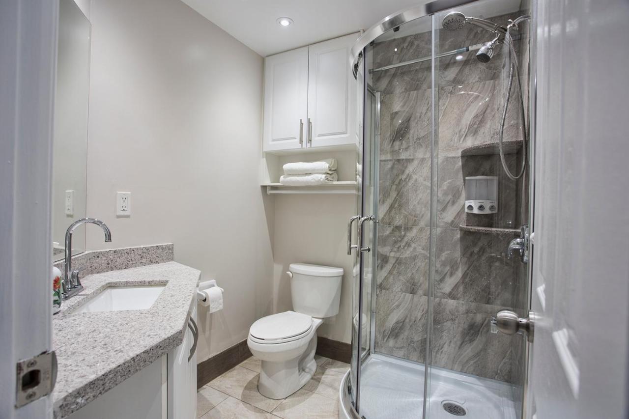Toronto Rooms And Suites Dış mekan fotoğraf