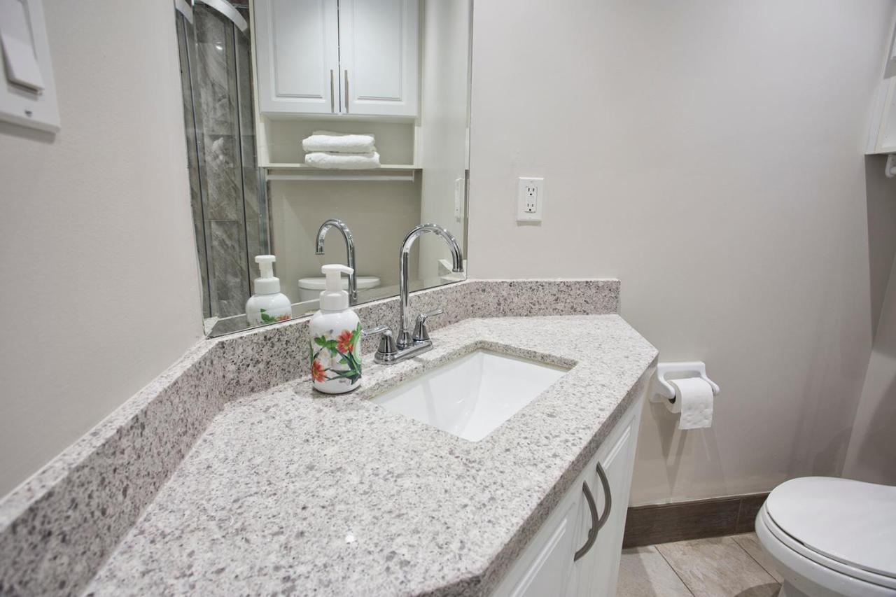 Toronto Rooms And Suites Dış mekan fotoğraf
