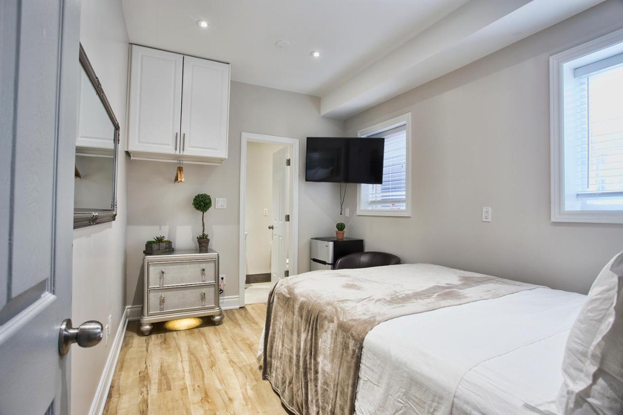 Toronto Rooms And Suites Dış mekan fotoğraf
