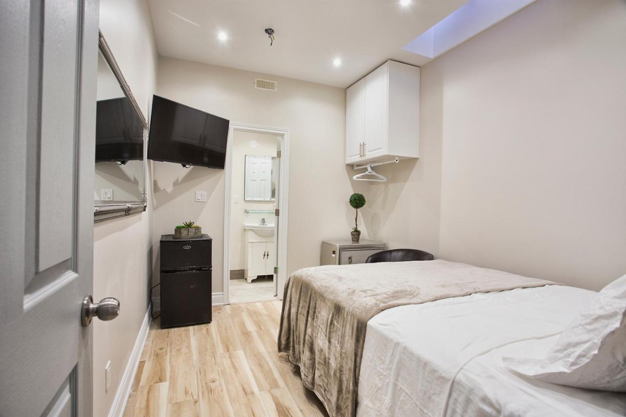 Toronto Rooms And Suites Dış mekan fotoğraf