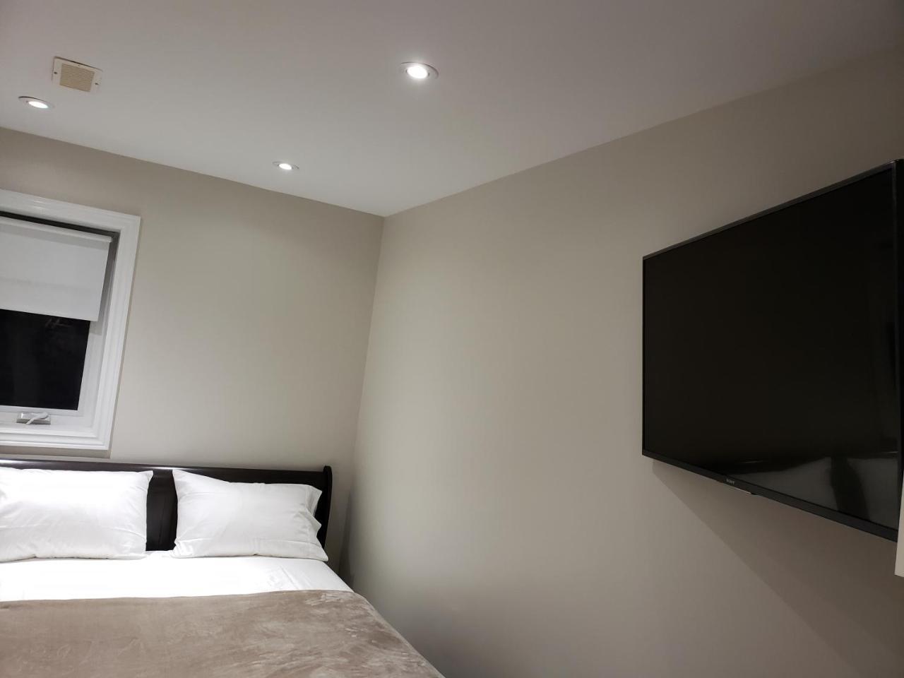 Toronto Rooms And Suites Dış mekan fotoğraf