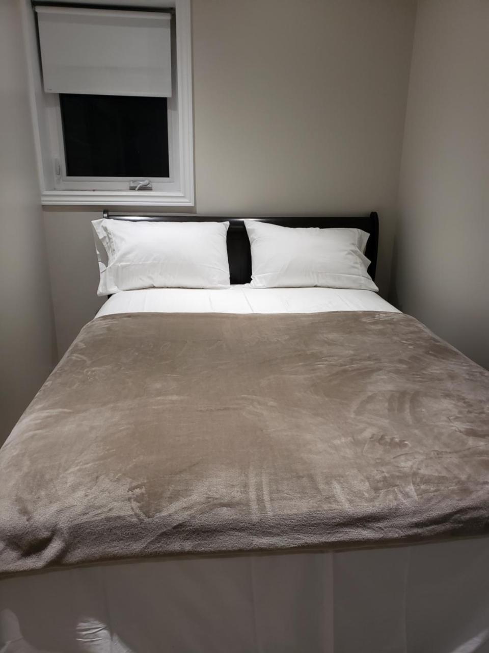 Toronto Rooms And Suites Dış mekan fotoğraf